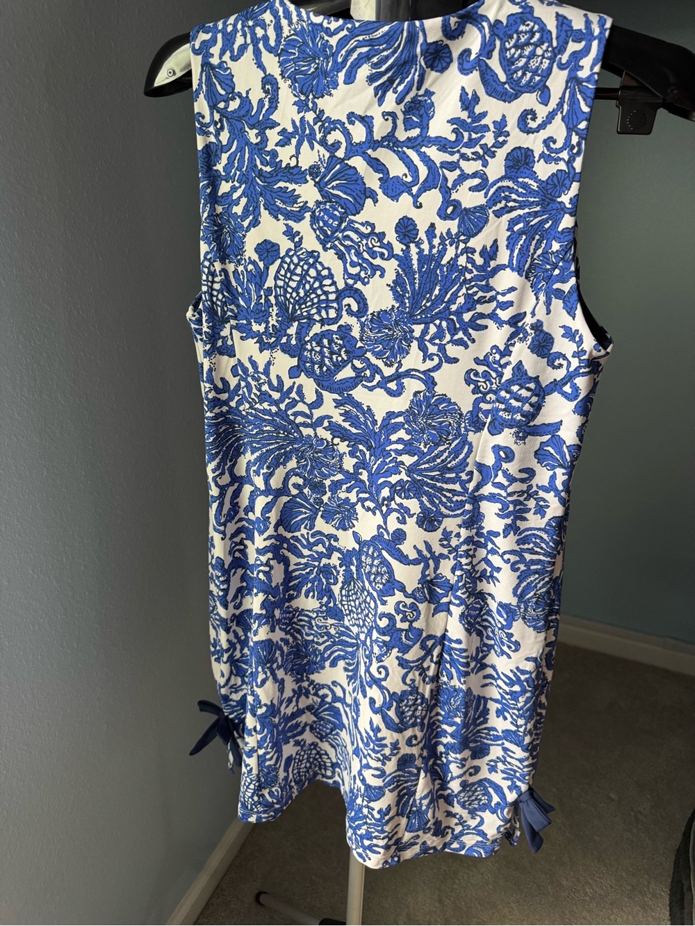 Lilly Pulitzer White & Blue Dress with shorts - Picture 2 of 8